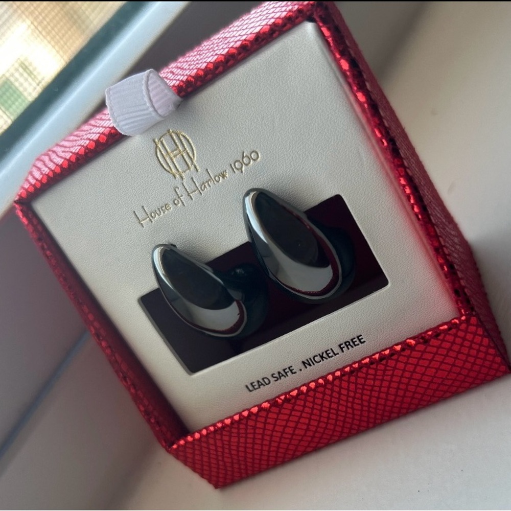 House of Harlow 1960 Silver and Black Earrings